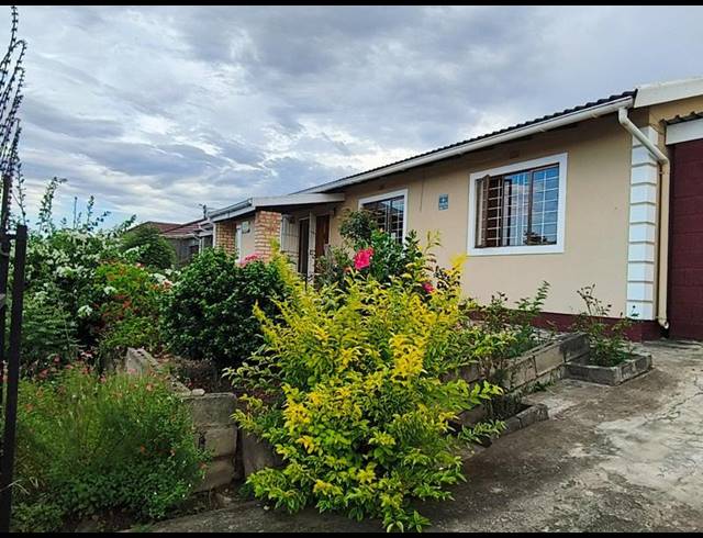 4 BEDROOM HOUSE FOR SALE IN MTHATHA CENTRAL